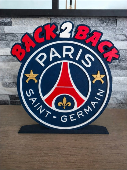 Figurine 3D logo équipe de football, modèle personnalisé par Customcréa3D, représentant un symbole sportif.